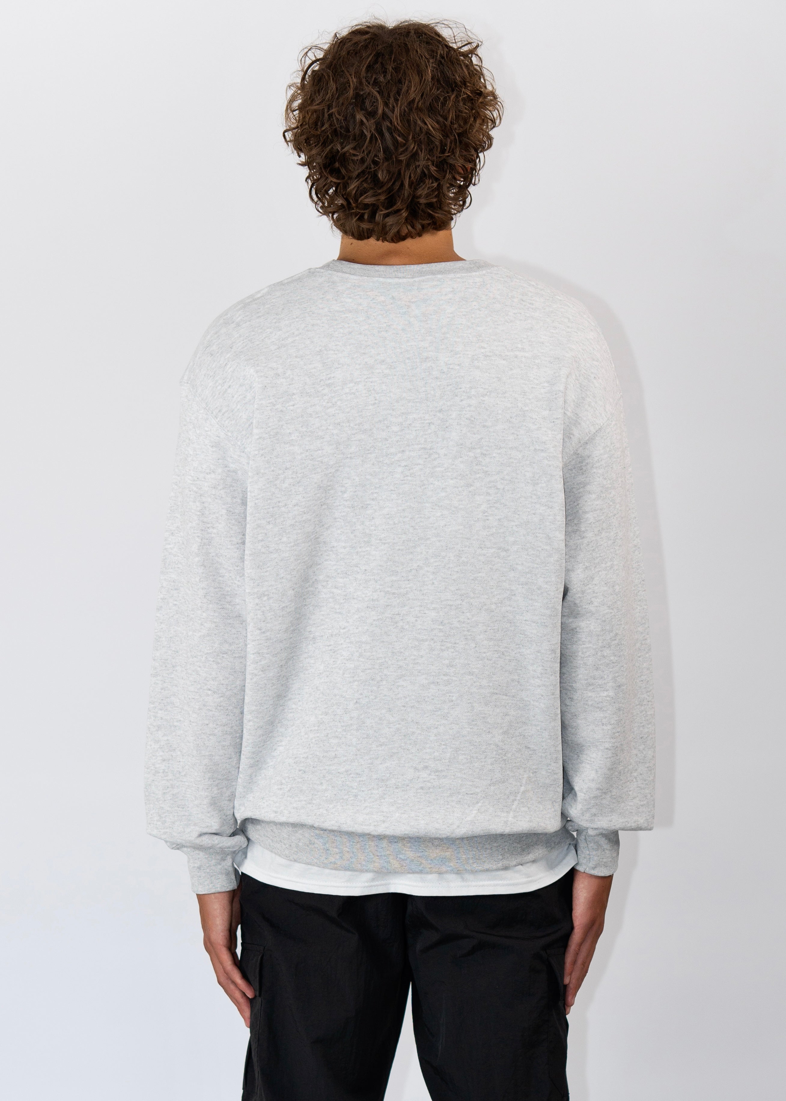 Essential Sweater | Grau