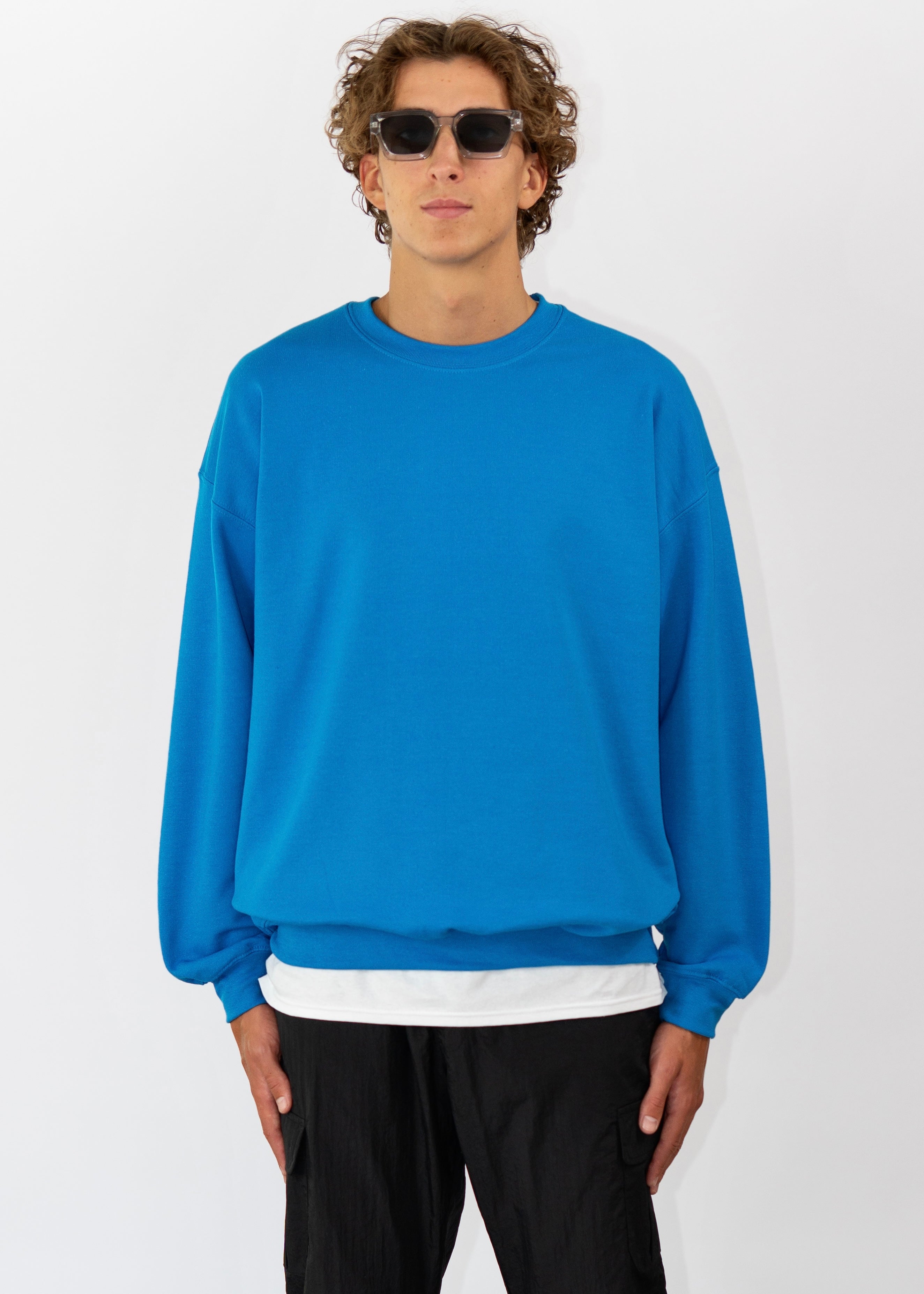 Essential Sweater | Neon Blau