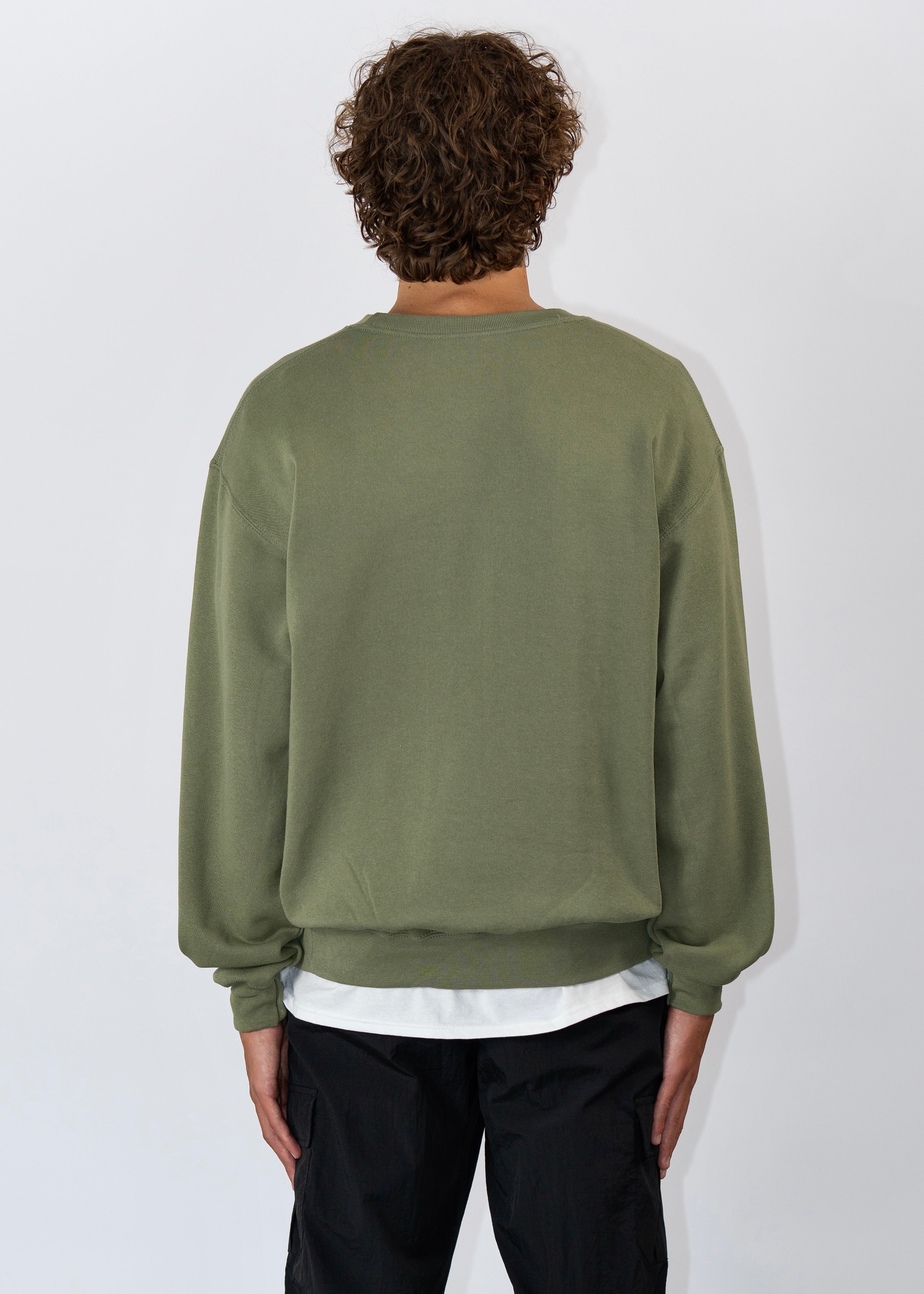 Essential Sweater | Olive Grün