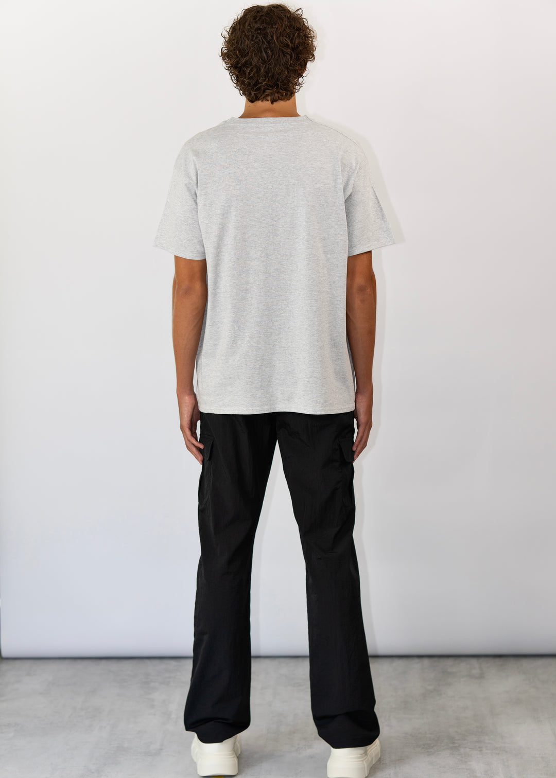 Essential T-Shirt | Grau